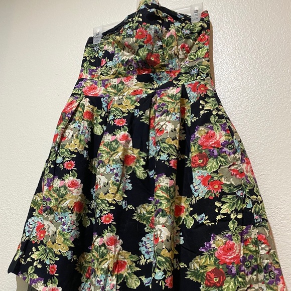 Women’s Large Mini Dress - Picture 7 of 11